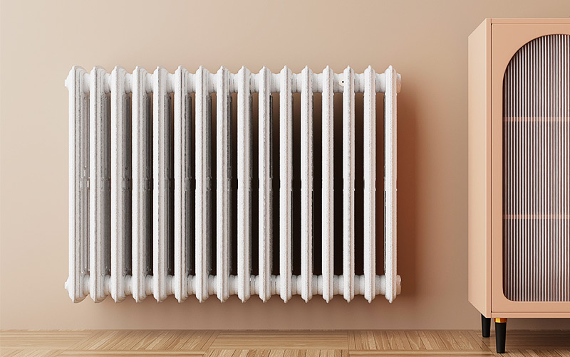 Système de chauffage d'une maison avec un radiateur à eau.